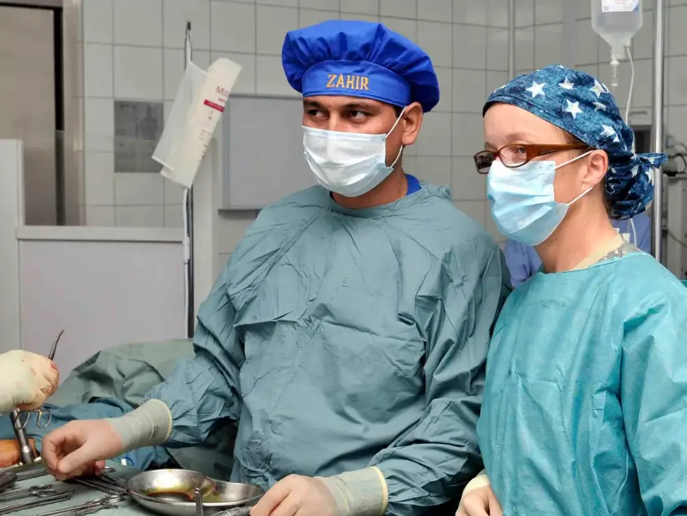 how to become anesthesiologist 