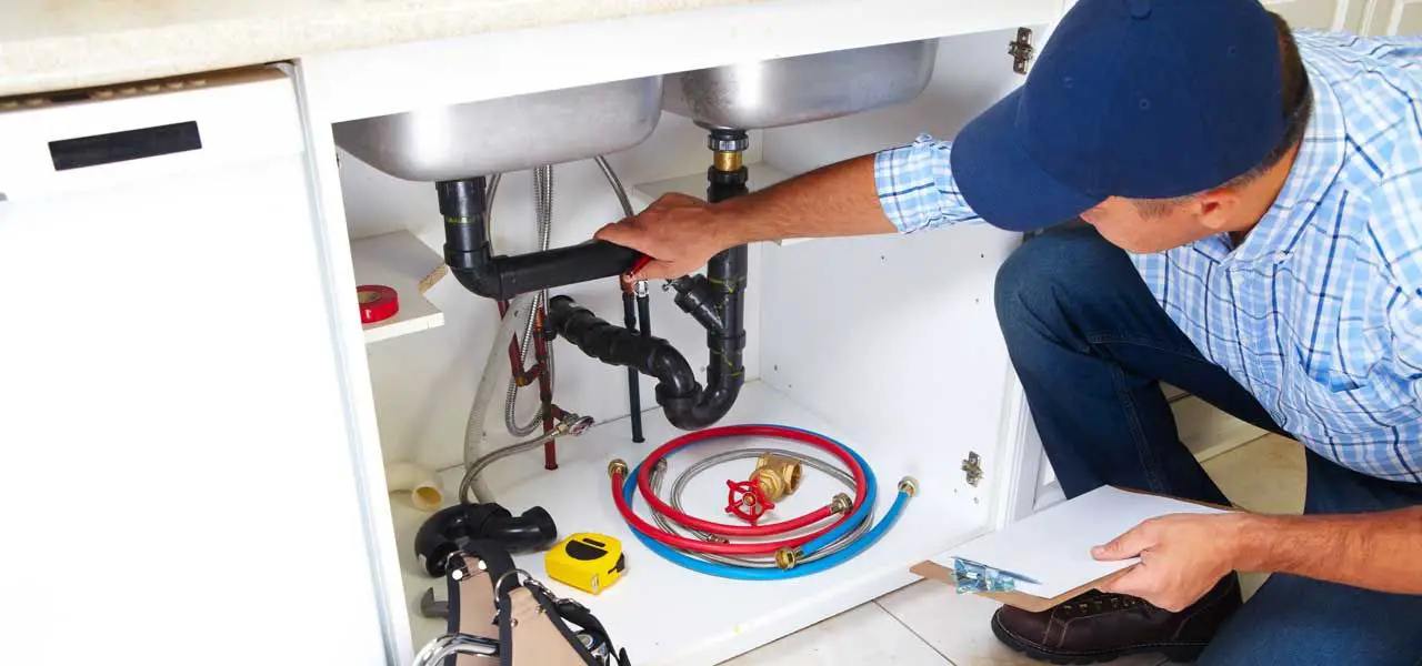 How To Become A Plumber - 7 Best Tips