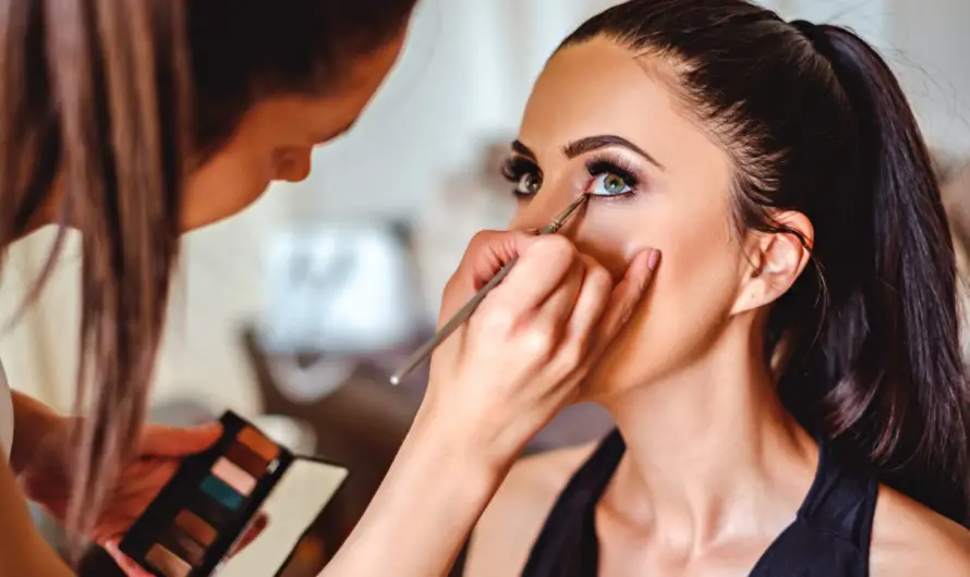 How to become a freelance makeup artist-detailed plan