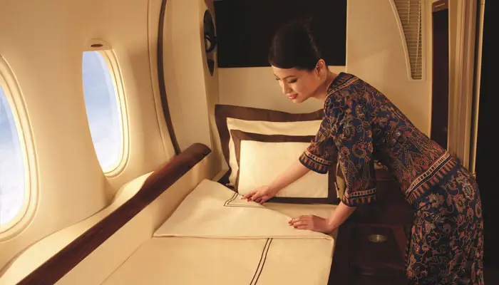 How to become a flight attendant with no experience